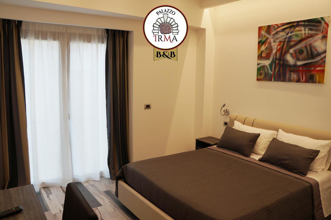 Palazzo Irma - Hotel - B&B Luxury Vibo Valentia Bagian luar foto