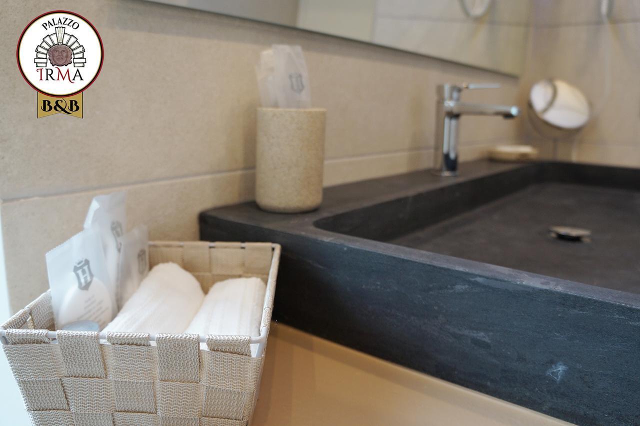 Palazzo Irma - Hotel - B&B Luxury Vibo Valentia Bagian luar foto